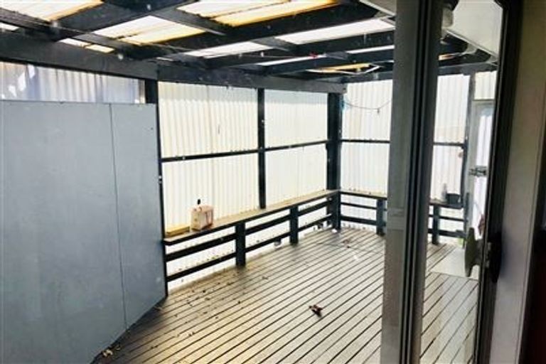 Photo of property in 72 Sycamore Drive, Sunnynook, Auckland, 0620