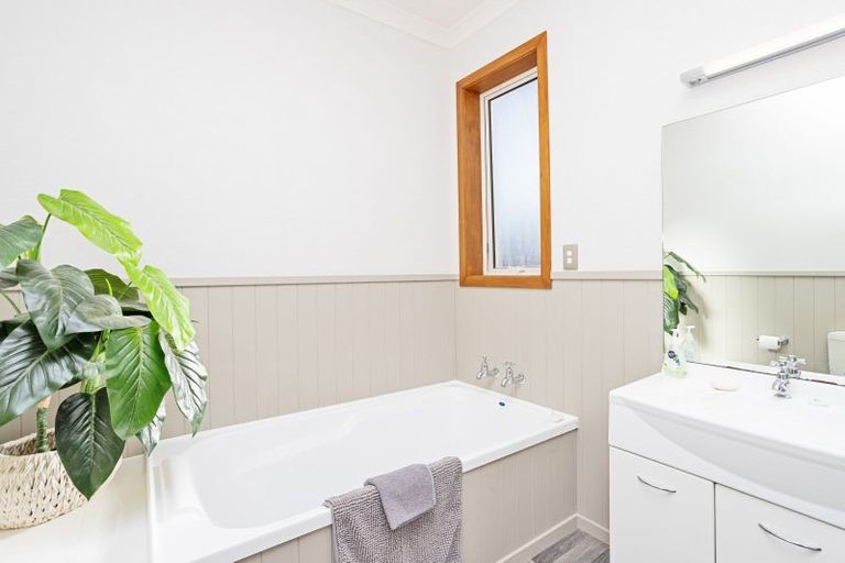 Photo of property in 12 Park Street, Gladstone, Invercargill, 9810