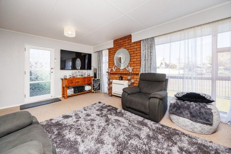 Photo of property in 48 Rennie Avenue, Milson, Palmerston North, 4414