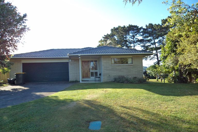 Photo of property in 63 St Annes Crescent, Wattle Downs, Auckland, 2103