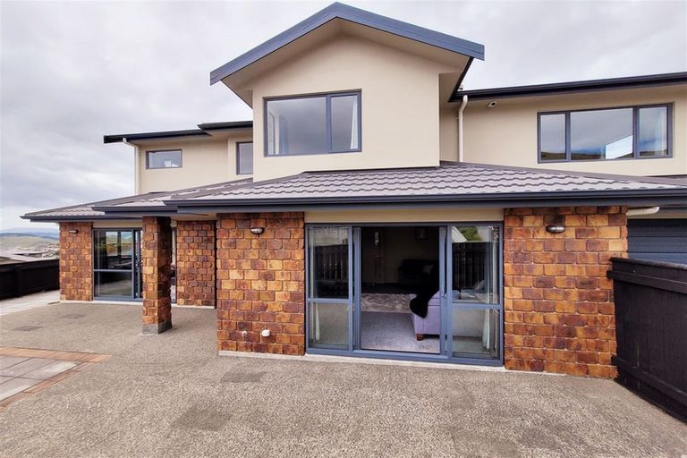 Photo of property in 3 Comber Place, Johnsonville, Wellington, 6037