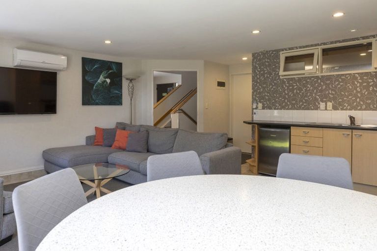 Photo of property in 1/7 Tui Street, Torbay, Auckland, 0630