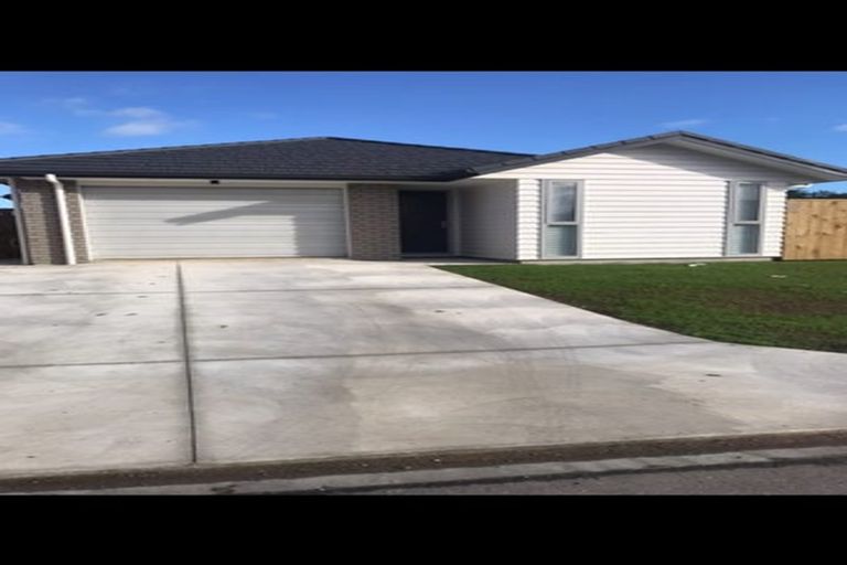 Photo of property in 126 Hinemoa Street, Levin, 5510