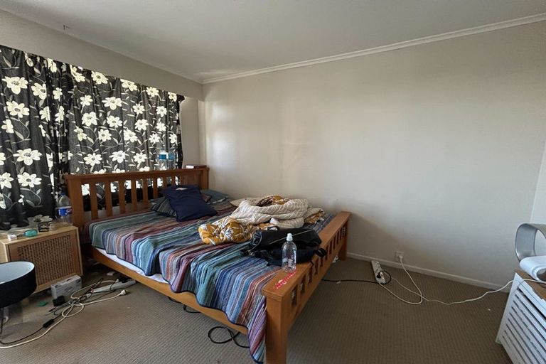 Photo of property in 265 Te Atatu Road, Te Atatu South, Auckland, 0610