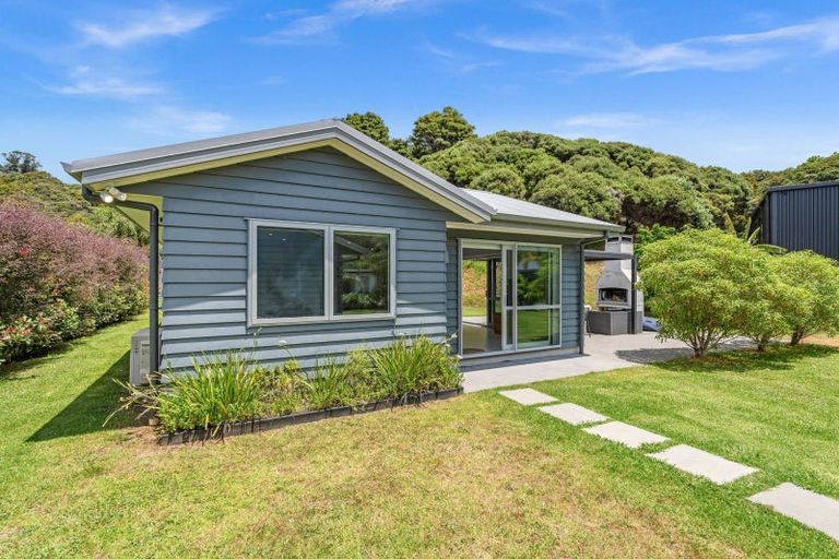 Photo of property in 5 Platinum Place, Matapouri, Whangarei, 0173