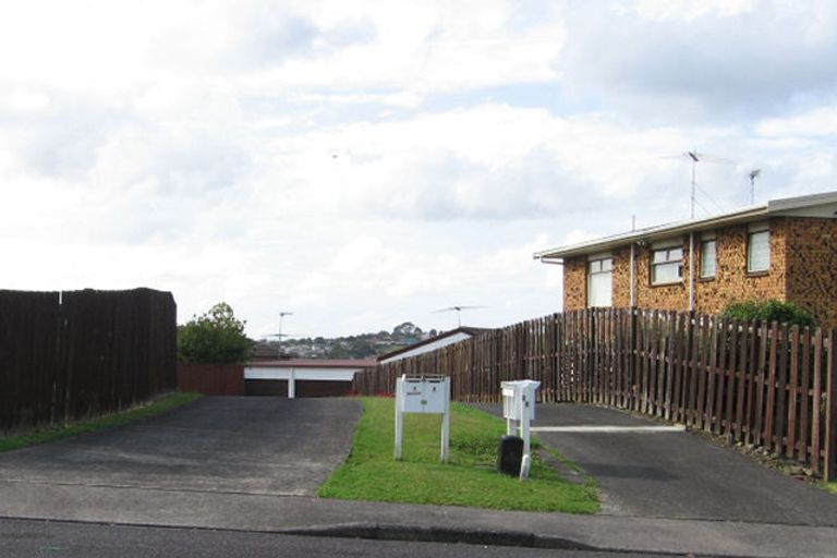 Photo of property in 2/28 Widmore Drive, Massey, Auckland, 0614