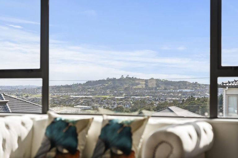 Photo of property in 14 Glann Lane, Flat Bush, 2019