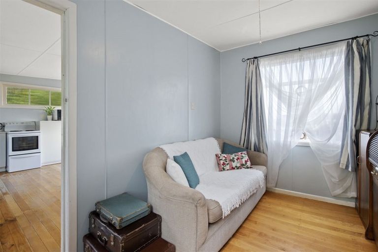 Photo of property in 69 Maunsell Road, Port Waikato, Tuakau, 2695