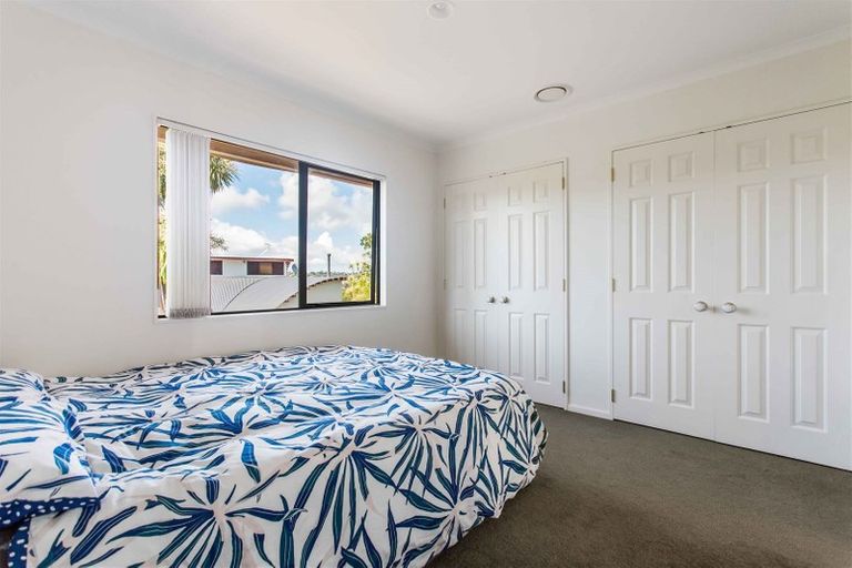 Photo of property in 121 Pemberton Avenue, Bayview, Auckland, 0629