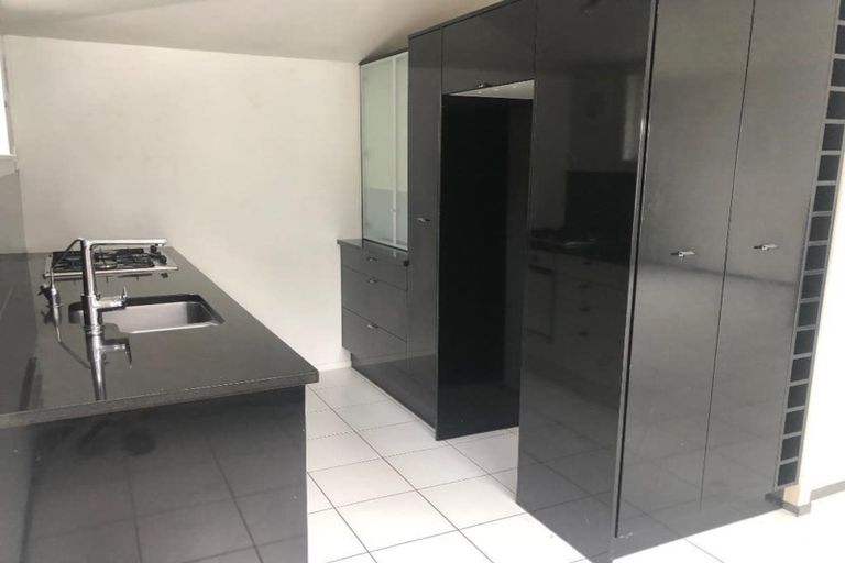 Photo of property in 17b Warwick Street, Morningside, Auckland, 1022