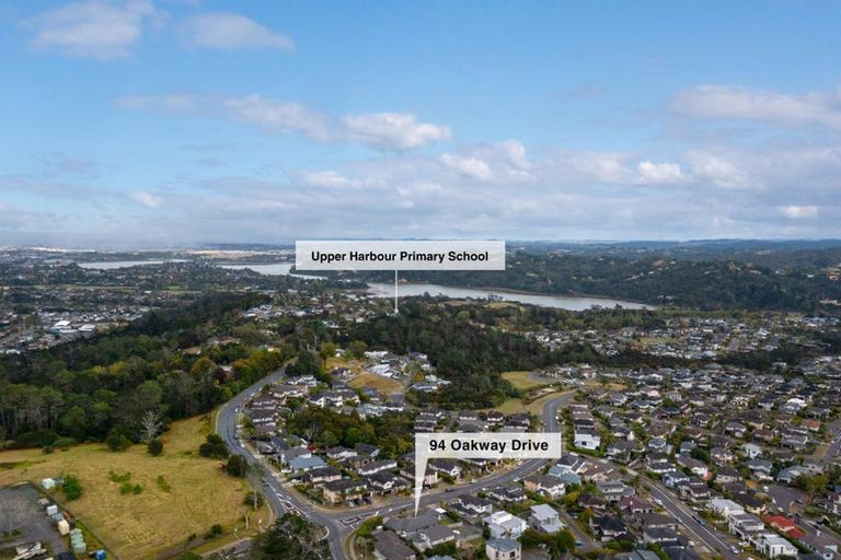 Photo of property in 94 Oakway Drive, Schnapper Rock, Auckland, 0632