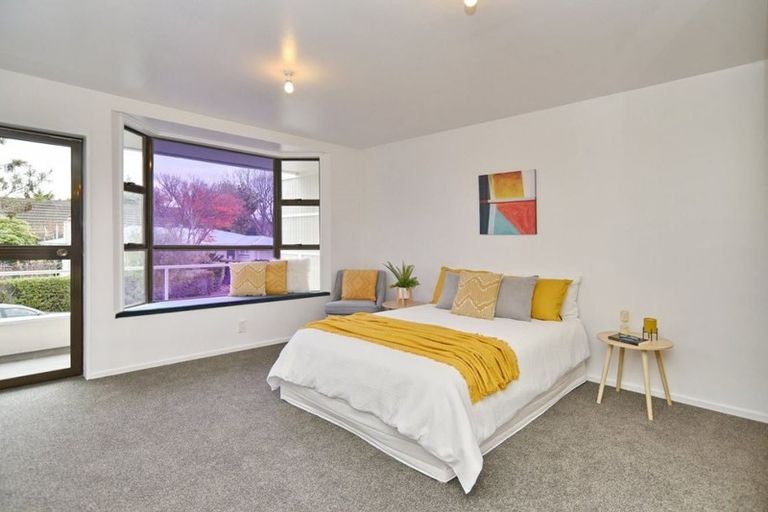 Photo of property in 52a Sevenoaks Drive, Bryndwr, Christchurch, 8053