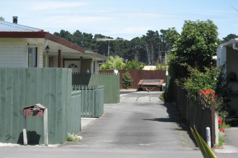 Photo of property in 1/140 Pine Avenue, South New Brighton, Christchurch, 8062