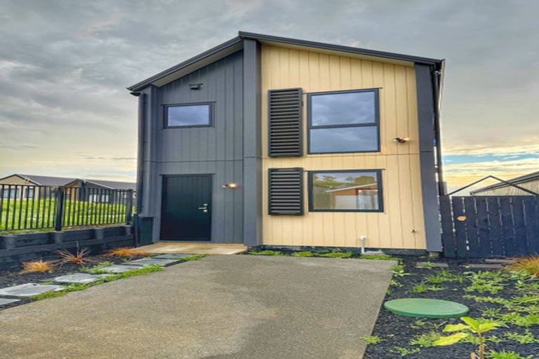 Photo of property in 11 Aituaa Road, Pukekohe, 2120