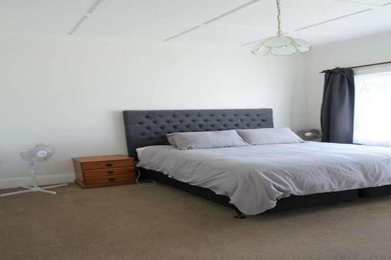 Photo of property in 1/137 Abbotts Way, Remuera, Auckland, 1050