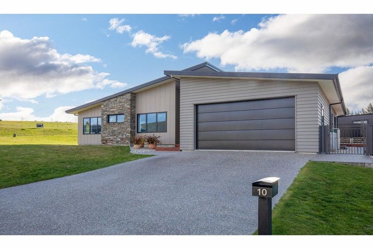 Photo of property in 10 Meyer Street, Alexandra, 9320