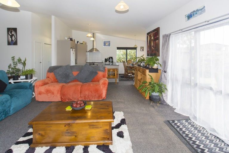 Photo of property in 25 Sunset Drive, Baylys Beach, Dargaville, 0377