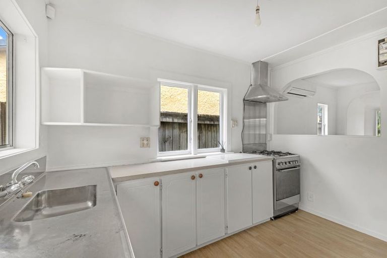 Photo of property in 5 Seafront Road, Castlecliff, Whanganui, 4501