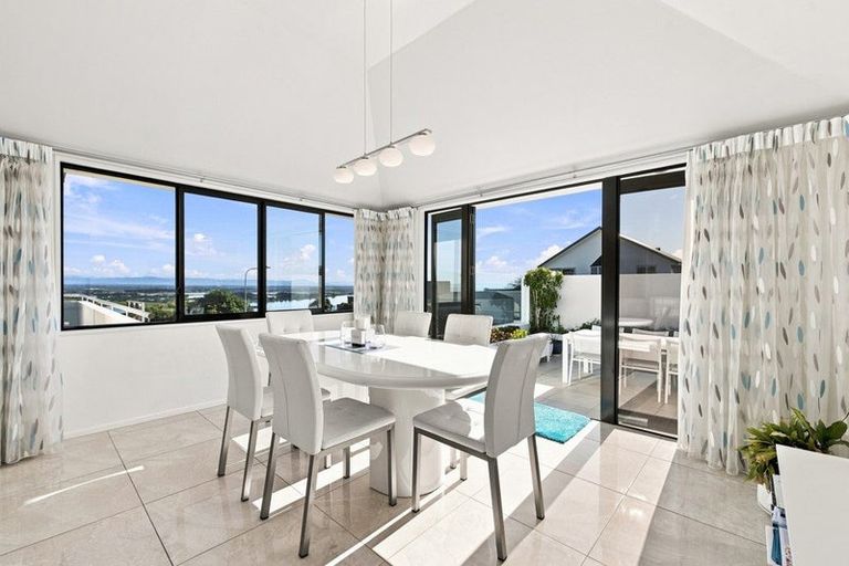 Photo of property in 60 Glenstrae Road, Redcliffs, Christchurch, 8081