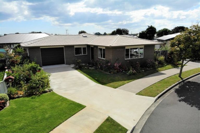 Photo of property in 23 Poynter Place, Gonville, Whanganui, 4501