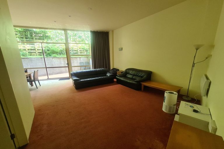 Photo of property in Sirocco Apartments, 403/8 Church Street, Wellington Central, Wellington, 6011