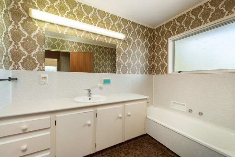 Photo of property in 10 Milsom Place, Te Puke, 3119