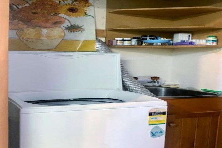 Photo of property in 1/2 Gill Road, Lowry Bay, Lower Hutt, 5013