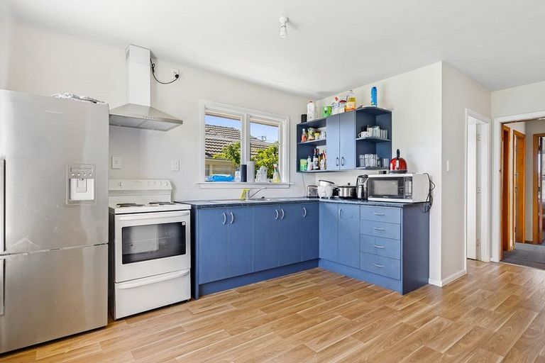 Photo of property in 12 Haslett Place, Upper Riccarton, Christchurch, 8041