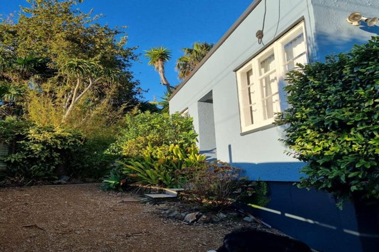 Photo of property in 10 Te Makiri Road, Onetangi, Waiheke Island, 1081