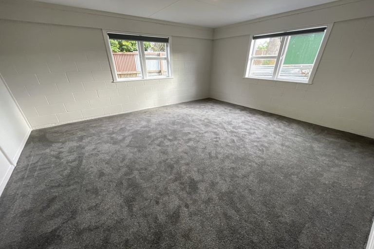 Photo of property in 222 Te Atatu Road, Te Atatu South, Auckland, 0610