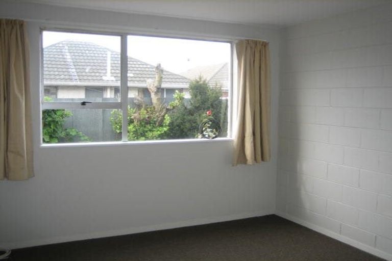 Photo of property in 2/377 Cashel Street, Linwood, Christchurch, 8011