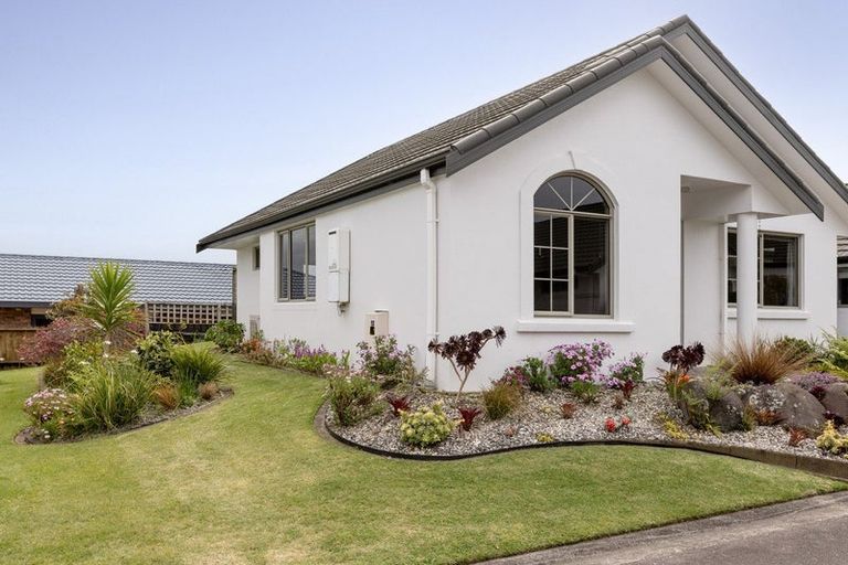 Photo of property in Orange Grove Village, 29/22 Pyes Pa Road, Pyes Pa, Tauranga, 3112