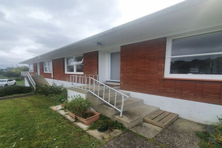 Photo of property in 1/14 Lynn Road, Bayview, Auckland, 0629