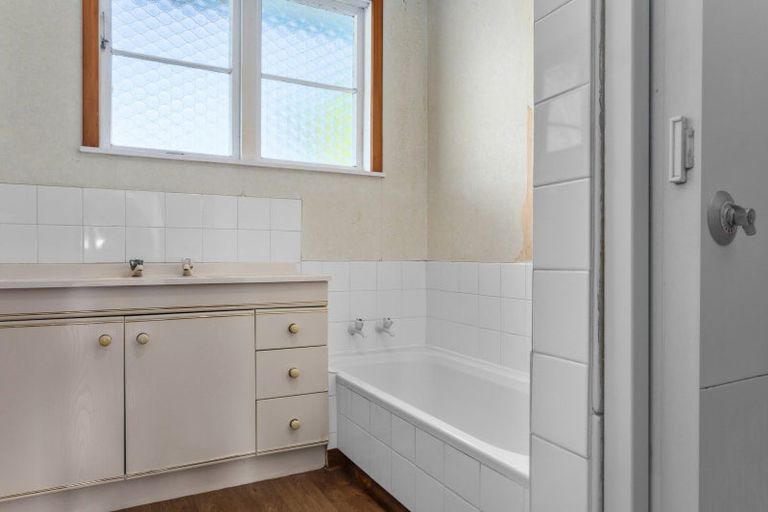 Photo of property in 8 Matai Street, Edgecumbe, 3120