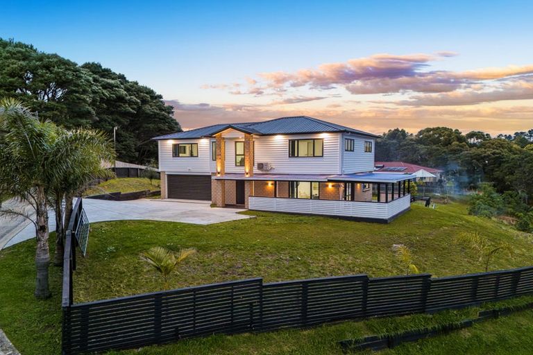Photo of property in 292 Birdwood Road, Massey, Auckland, 0614