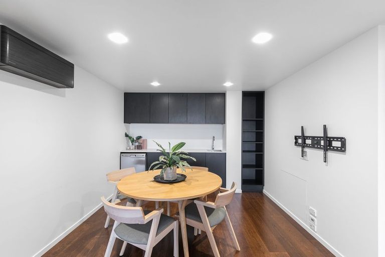 Photo of property in 114 Aeroview Drive, Beach Haven, Auckland, 0626