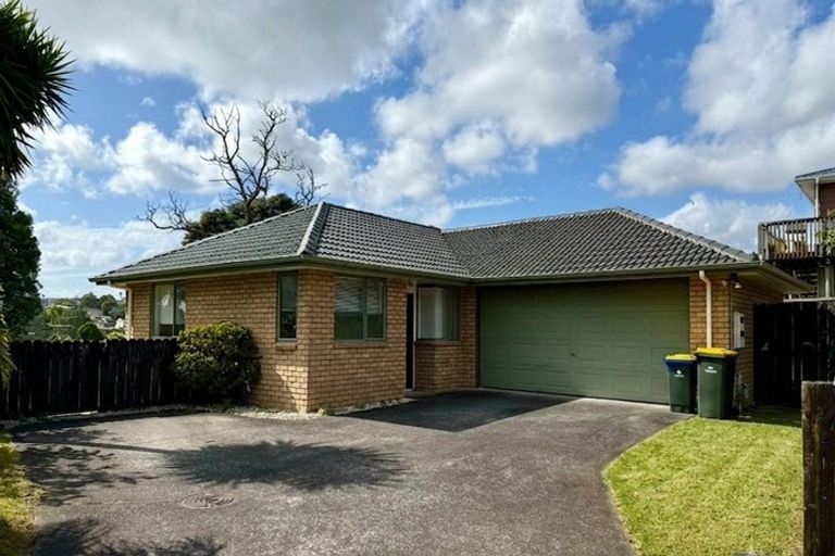 Photo of property in 48 Ruze Vida Drive, Massey, Auckland, 0614