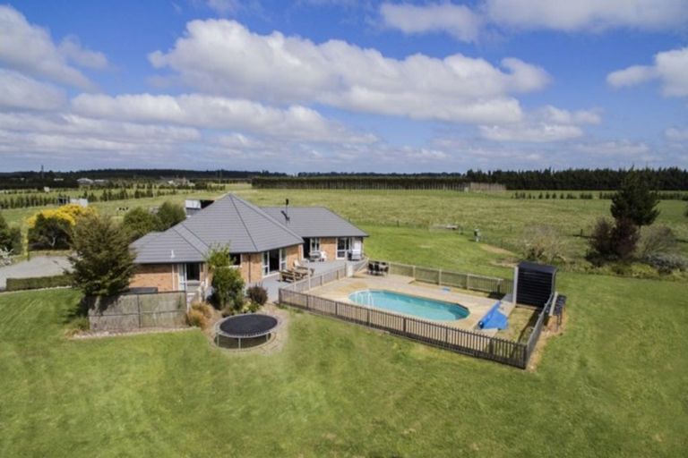 Photo of property in 866 Harewood Road, Eyrewell, Rangiora, 7476