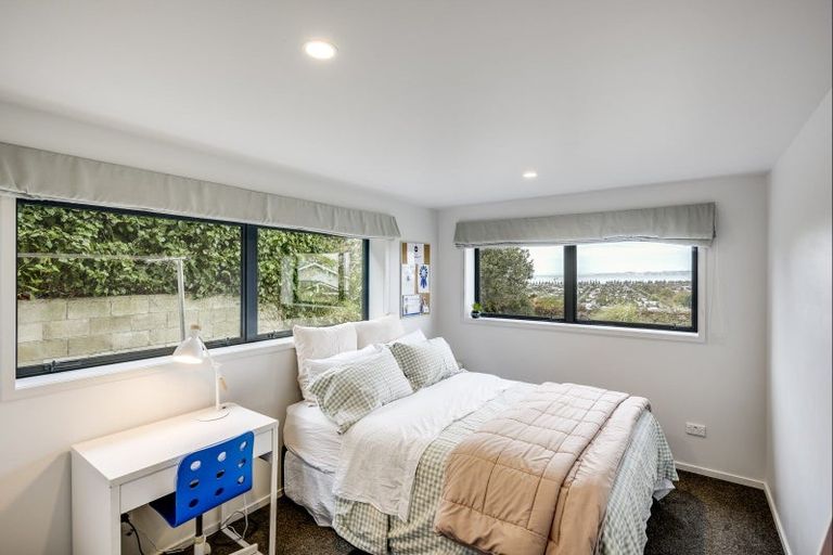 Photo of property in 13 Havelock Road, Hospital Hill, Napier, 4110