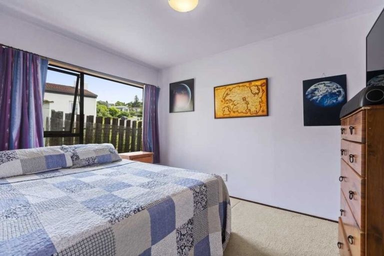 Photo of property in 29 Calman Place, Chatswood, Auckland, 0626