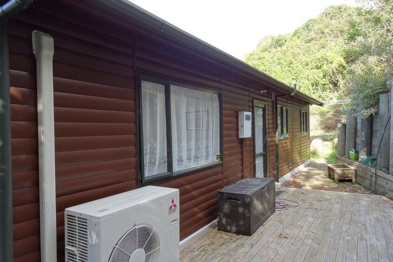 Photo of property in 7 Goddard Grove, Churton Park, Wellington, 6037