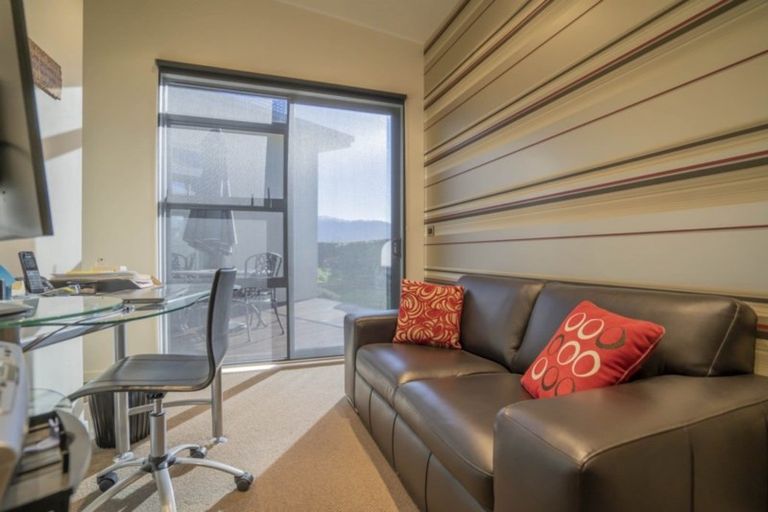 Photo of property in 84 Howden Street, Te Anau, 9600