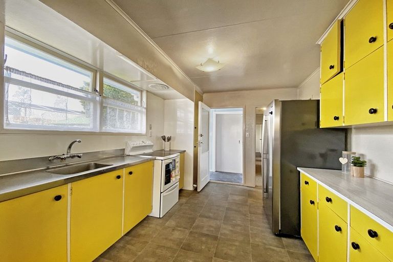 Photo of property in 15 Euan Street, Mangakakahi, Rotorua, 3015