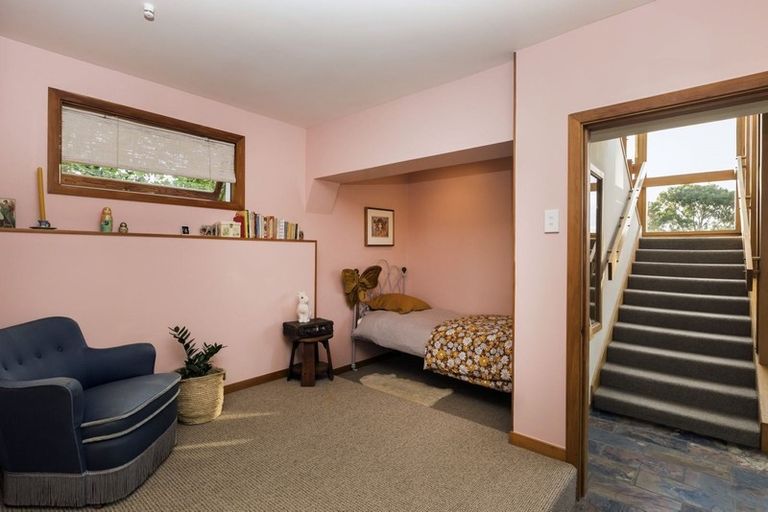 Photo of property in 126 Panorama Road, Clifton, Christchurch, 8081