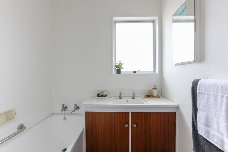 Photo of property in 47a Seddon Crescent, Marewa, Napier, 4110