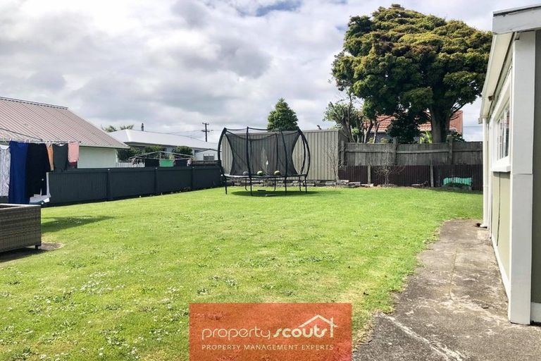 Photo of property in 6 Princes Street, Fitzroy, New Plymouth, 4312