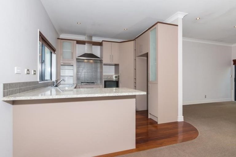 Photo of property in 13 St Johns Road, Saint Johns, Auckland, 1072