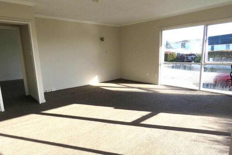Photo of property in 1/27 Bucknell Street, Sockburn, Christchurch, 8042