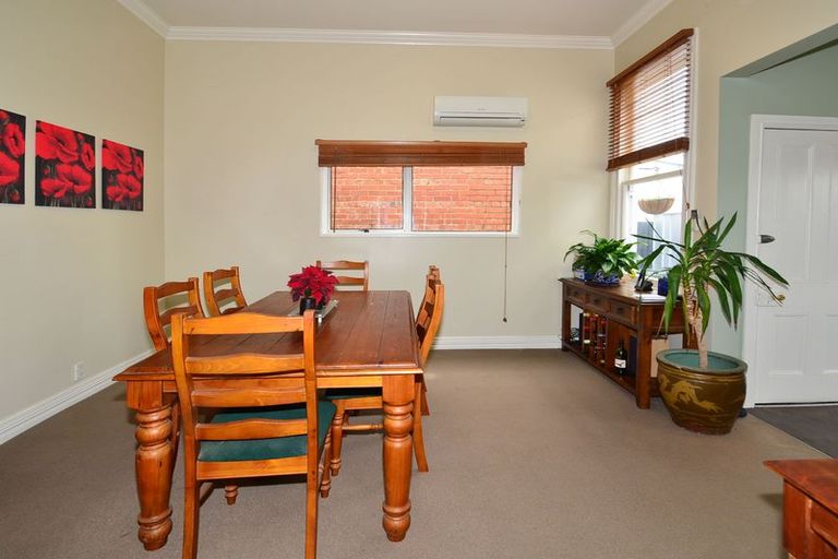 Photo of property in 69 Fitzroy Street, Caversham, Dunedin, 9012