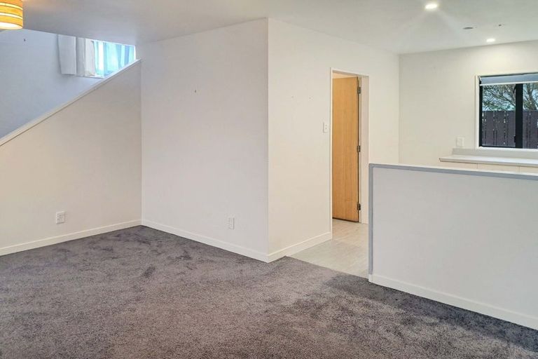 Photo of property in 21 Mcbain Grove, Avalon, Lower Hutt, 5011